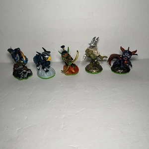 Skylanders figures Activision Lot of 10 Plus 2 Other Items - Picture 1 of 13