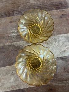 2 Vintage Hazel Atlas Amber Gold Colonial Swirl Glass Dessert Berry Bowls 5” - Picture 1 of 4