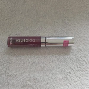 NEW CoverGirl CG WetSlicks Lip Gloss ๐ 350 Gleam .27 OZ / 8 mL - Picture 1 of 4