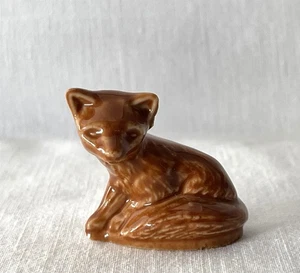 Juego de 13 adornos de porcelana vintage Wade Whimsies Tom Smiths galletas FOX Snowlife - Imagen 1 de 8