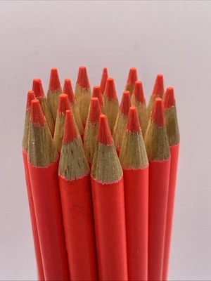 (20) Crayola Colored Pencils  (fiery rose) BULK - Image 1 of 2