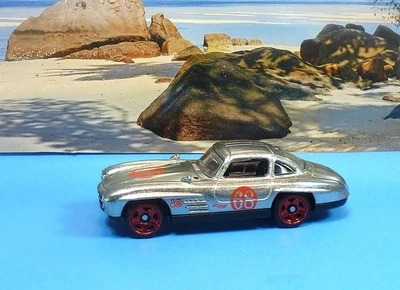 HOT WHEELS ZAMAC MERCEDES BENZ 300 SL 80º ANIVERSÁRIO REPETIÇÃO THE CLASSIS 1/64 - Imagem 1 de 4