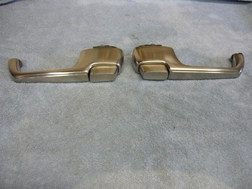 1967-72 GMC Chevrolet Left Truck Door Handle Original 3927897 for 