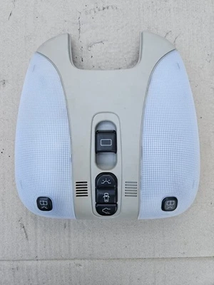2001 MERCEDES BENZ S500 FRONT DOME LIGHT AND SUNROOF SWITCH  - Image 1 of 2