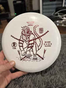 Yikun Disc Golf Mid-Range Yan Tiger White Disc - Red color stamp - 171g - Picture 1 of 3