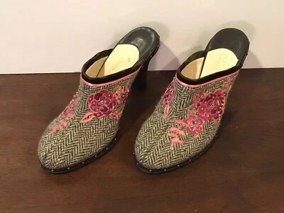 Mules Cole Haan Floral Tweed Marrón Tachonado Talla 9,5 Foto 1 de 4