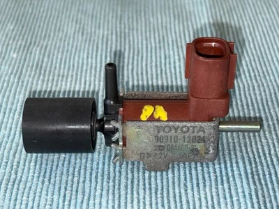 86-92 Toyota Supra Vacuum Switching Valve 7MGE 7MGTE 90910-12024 OEM Japan - Image 1 of 3