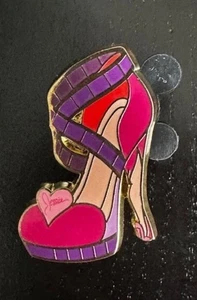 Disney Jessica Rabbit High Heel Schuh Pin Diven Designer, der Roger Rabbit gerahmt hat - Bild 1 von 2
