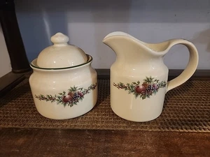 Pfaltzgraff HOLLY JOY Sugar Bowl w/Lid & Creamer christmas holiday - Picture 1 of 5
