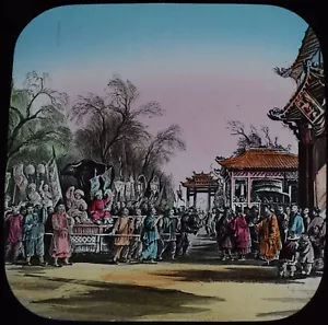 CHINESE RELIGIOUS SPRING PROCESSION CHINA C1890 ANTIQUE Magic Lantern Slide - Picture 1 of 3