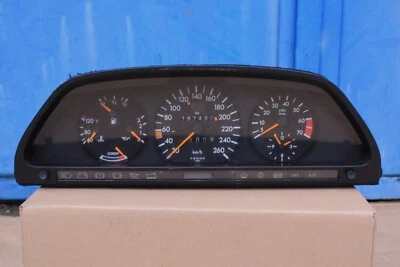 GENUINE MERCEDES-BENZ W126 560SEL 560SEC INSTRUMENT CLUSTER EUROPE 260KM/H OEM - Image 1 of 4