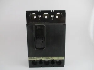 ITE / GOULD QJ3B175 3 POLOS / 175 AMP / 240 VOLTIOS DISYUNTOR *PROBADO/GARANTIZADO - Imagen 1 de 5