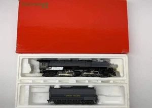 HO Rivarossi 4-6-6-4 Steam Loco & Tender Challenger Union Pacific 3979. - Bild 1 von 2