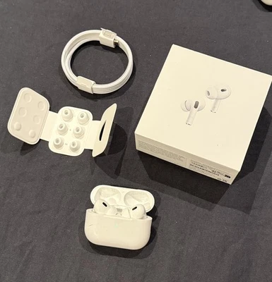 Apple AirPods Pro 2 MagSafe USB-C - Image 1 of 4