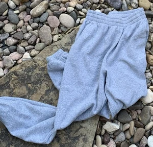 Nike Youth Sweatpants. Light Grey. Youth Large. Used - Picture 1 of 5