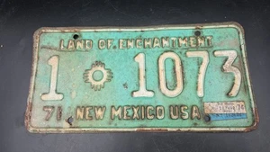 New Mexico 1971 / 72 license plate # 1 1073 - Picture 1 of 2