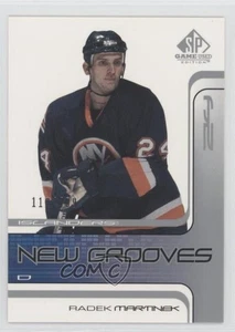 2001-02 SP Game Used Edition New Grooves /499 Radek Martinek #87 Rookie RC - Picture 1 of 3