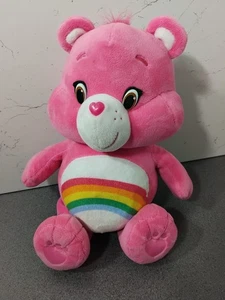 Juguete suave de felpa vibrante riendo rosa arco iris Care Bear 2017 funcionando - Imagen 1 de 3
