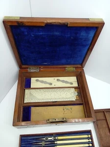 Estuche brújula vintage con tres bandejas, Inglaterra, años 1900 - Imagen 1 de 22