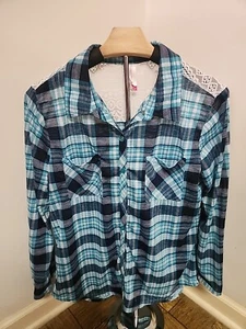 Women's No Boundaries Green Blue Light Flannel Lace Yoke shirt sz Large - Picture 1 of 7