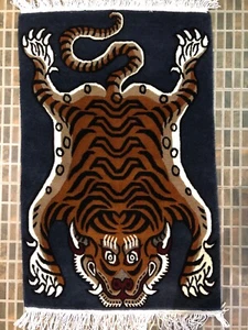 Hand knotted Tibetan Tiger rug - Picture 1 of 12