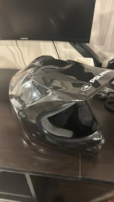 Kids Polaris  ATV DOT Helmet ￼ - Imagem 1 de 3