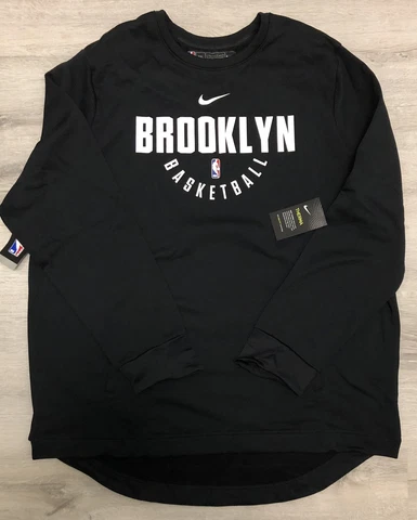 NEW NIKE BROOKLYN NETS THERMA AUTHENTIC TEAM ISSUE BLACK SWEATSHIRT MEN’S 3XL Cover