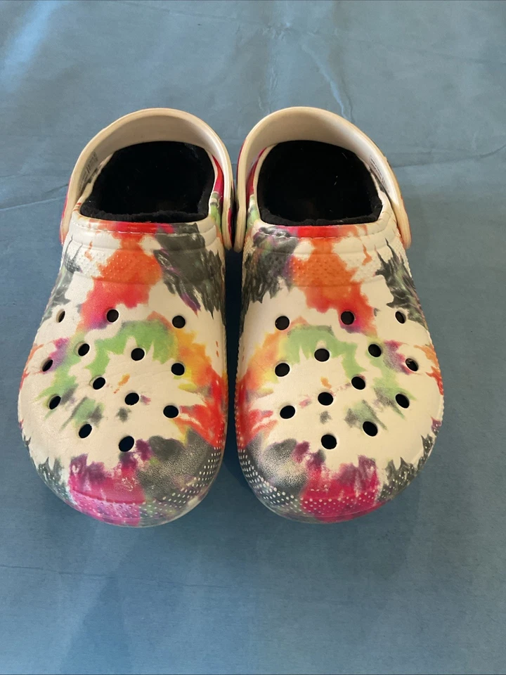 Crocs Mujer Talla M6 W8 | Corbata Teñida Rosa y Naranja Forrada Foto 1 de 4