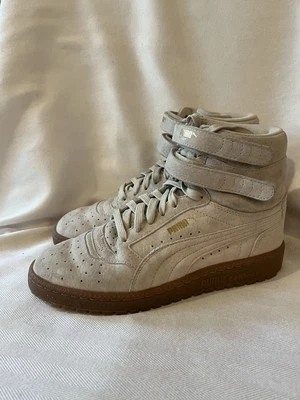 Puma Suede Old Skool 80’s High tops, Women Size 6.5 Beige w/ Gold Puma - Image 1 of 4