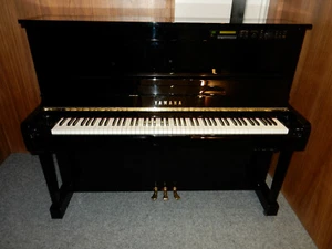 YAMAHA U1 SILENT DISKLAVIER UPRIGHT PIANO. AROUND 25 YEARS OLD. 0% FINANCE - Picture 1 of 4