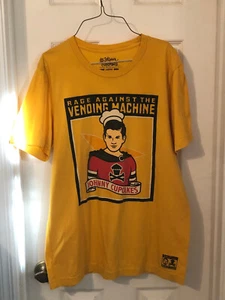Johnny Cupcakes - Rage Against the Vending Machine - Large T-Shirt Music Series - Picture 1 of 21