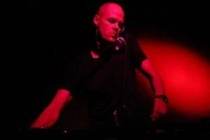 Adam Beyer Live Techno Audio & Video DJ-Sets 256GB USB SPECIAL (1997 - 2024) - Bild 1 von 11