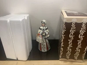 Vtg Avon Mrs PFE Albee 10" Figurine Award for President's Club 1999 With Box - Picture 1 of 5