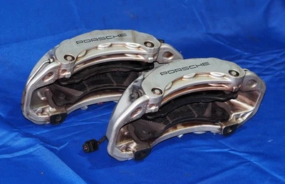 Par de pinzas de freno delanteras Porsche Panamera Brembo 2010-2016 6 pistones OE 7PP615123 Foto 1 de 4