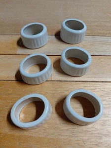 Keramik Serviettenringe weiß geprägt oval 6er Set - Bild 1 von 5