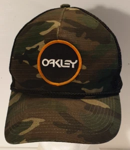 OAKLEY Camouflage Camo with Logo Patch Mesh Snapback Trucker Cap Hat. Adjustable - Picture 1 of 8