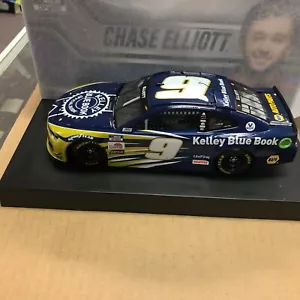 Chase Elliott #9 Kelley Blue Book 2021 Camaro ZL1 1:24 CX92123KBBCL 1 De 600 - Imagen 1 de 8