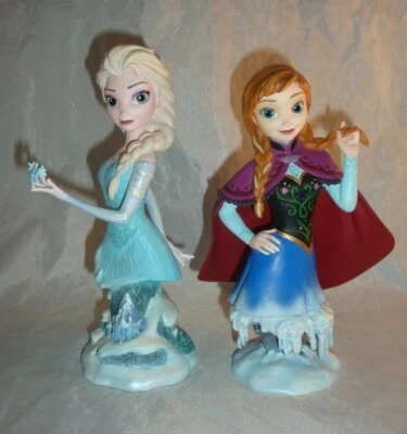 Figura Disney Showcase Frozen Elsa y Anna Nueva Foto 1 de 4