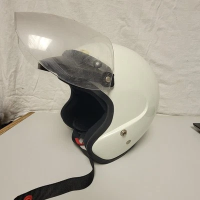 Casco de motocicleta Tong Ho Hsing modelo U-6 punto medio 2008 con protector contra burbujas  Foto 1 de 4