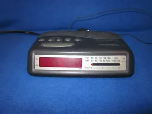 AUDIOVOX DUAL CLOCK RADIO MODEL CE-90 - Picture 1 of 7