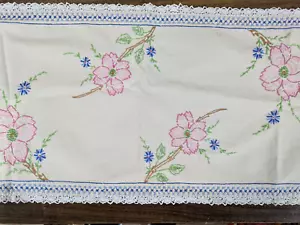 Vintage Pink & Blue Flowers Embroidered Table Runner Crocheted Edge 36" x 14" - Picture 1 of 5