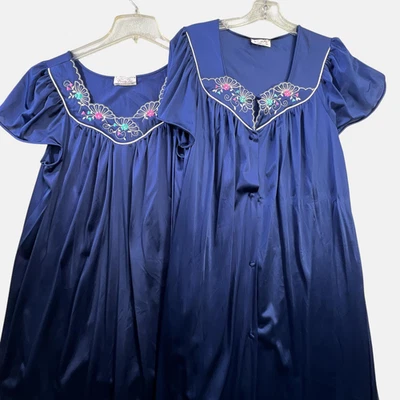 Vintage Vanity Fair Nightgown Robe Set Womens Medium Blue Lingerie Floral Trim - Image 1 of 4