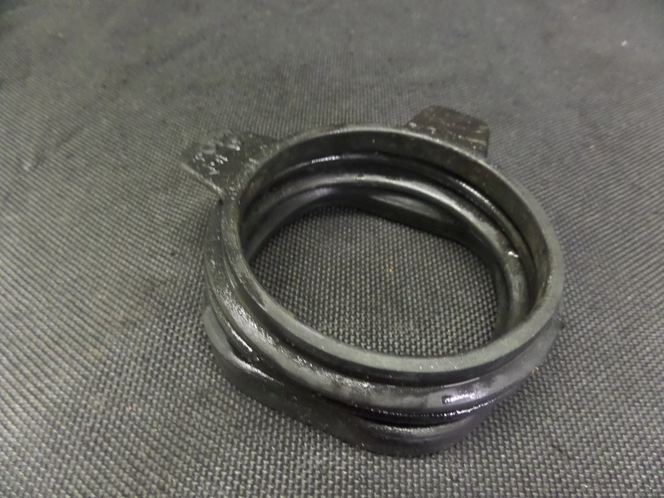 1985 年 HONDA SHADOW VT700C 驱动轴靴 — 第 1/1 张图片