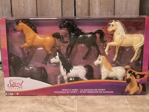 Spirit Untamed Spirit's Herd 6 piezas caballo juguete conjunto multipack por Dreamworks - Imagen 1 de 10