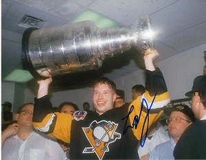 LARRY MURPHY SIGNED PITTSBURGH PENGUINS HOF 8" X 10" PHOTO W/ COA - Picture 1 of 1