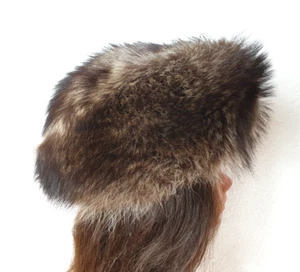 H43) Cappello donna pelliccia procione? Cappello vera pelliccia KU 56 cm - Foto 1 di 5