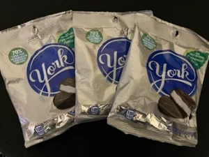 Caramelo de menta cubierto de chocolate oscuro York Peppermint Patties (LOTE DE 3 BOLSAS} - Imagen 1 de 2