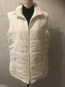 Womenwear by Wind, Wind Sportswear, Steppweste mit Stehkragen & 2-Wege-Zipper - Bild 1 von 16