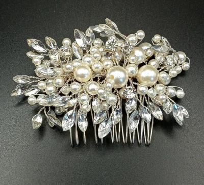Bridal Hair Comb Pearl & Crystal Hair Clip - Image 1 of 3