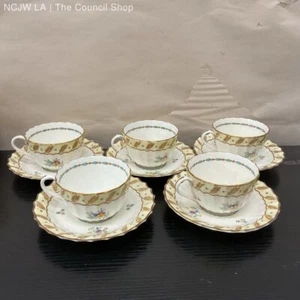 Set of 5 VTG. ROYAL WORCESTER "Surrey" Tea Cups & Saucers - Picture 1 of 5